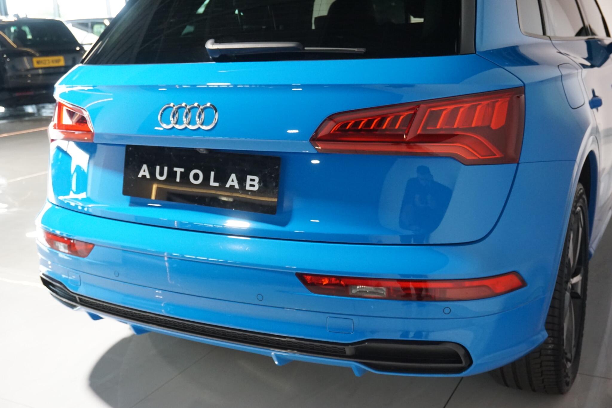 Audi Q5 2.0 TDI 40 Black Edition SUV 5dr Diesel S Tronic quattro Euro 6 (s/s) (190 ps)